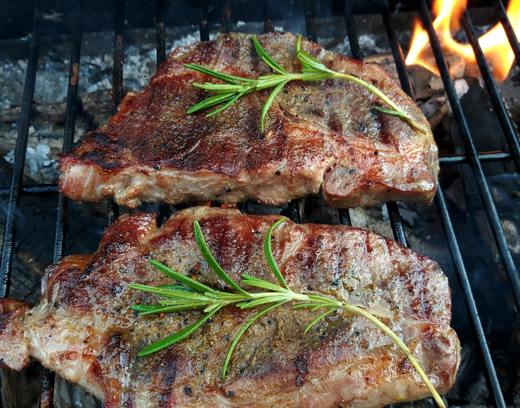 Steak z krkovice na grilu